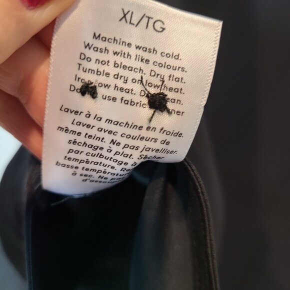 Numi The Simone Top Washable Silk Collared Black Minimalist Office New Old Money - Picture 11 of 11